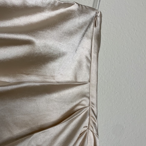 Elliatt Cinda Dress in Pearl NWT - Picture 7 of 7